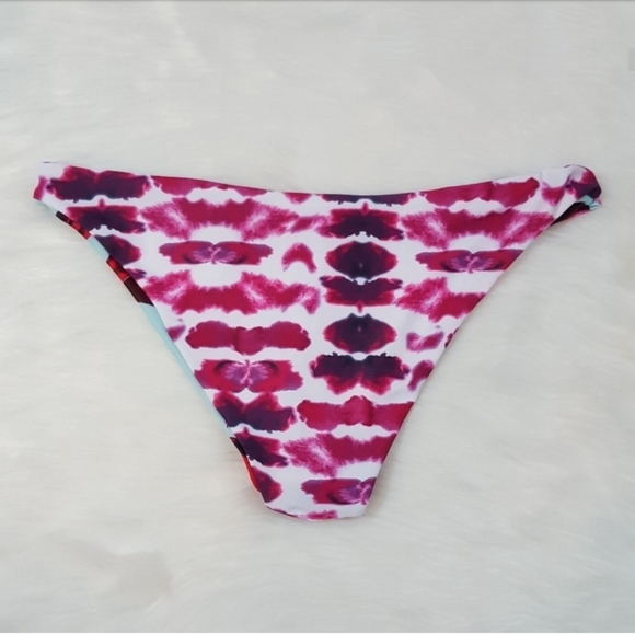 Cupshe | Reversible Floral Bikini Bottom - Picture 4 of 7